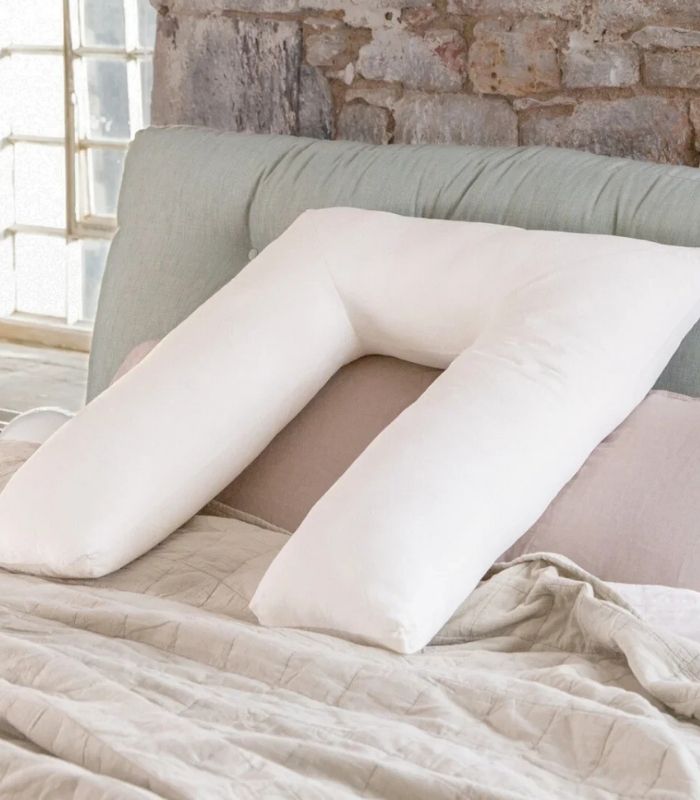 U-SHAPE PILLOWS